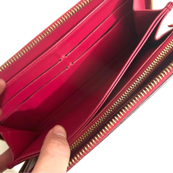 Louis Vuitton Limited Edition Rose Indian Sweet Monogram Vernis Zippy Wallet - Picture 8 of 15